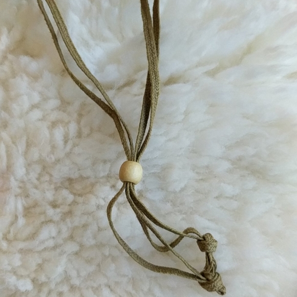 Straw colored Hat - Picture 4 of 5